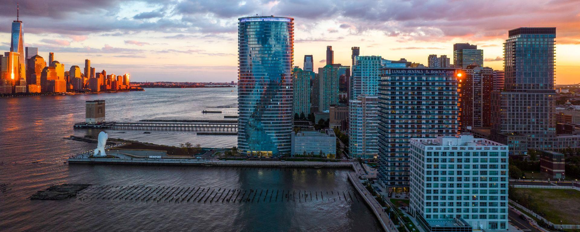 The Wedding Website of Sreeya Komaravolu and Michael Quarella