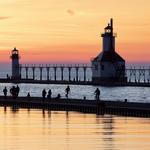 Tiscornia Park & North Pier Lighthouses