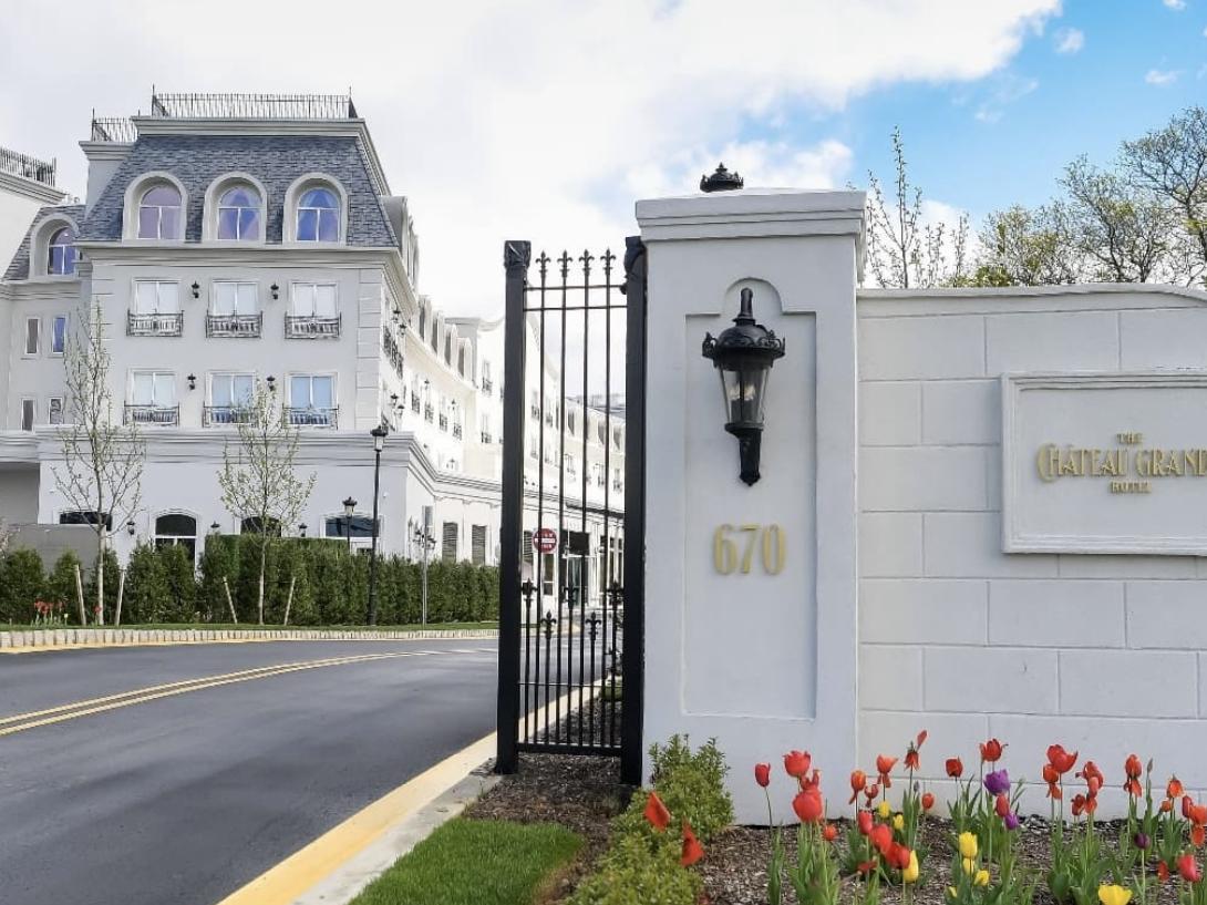 The Wedding Website of Chelsea Grompone and Jamie Pitrelli