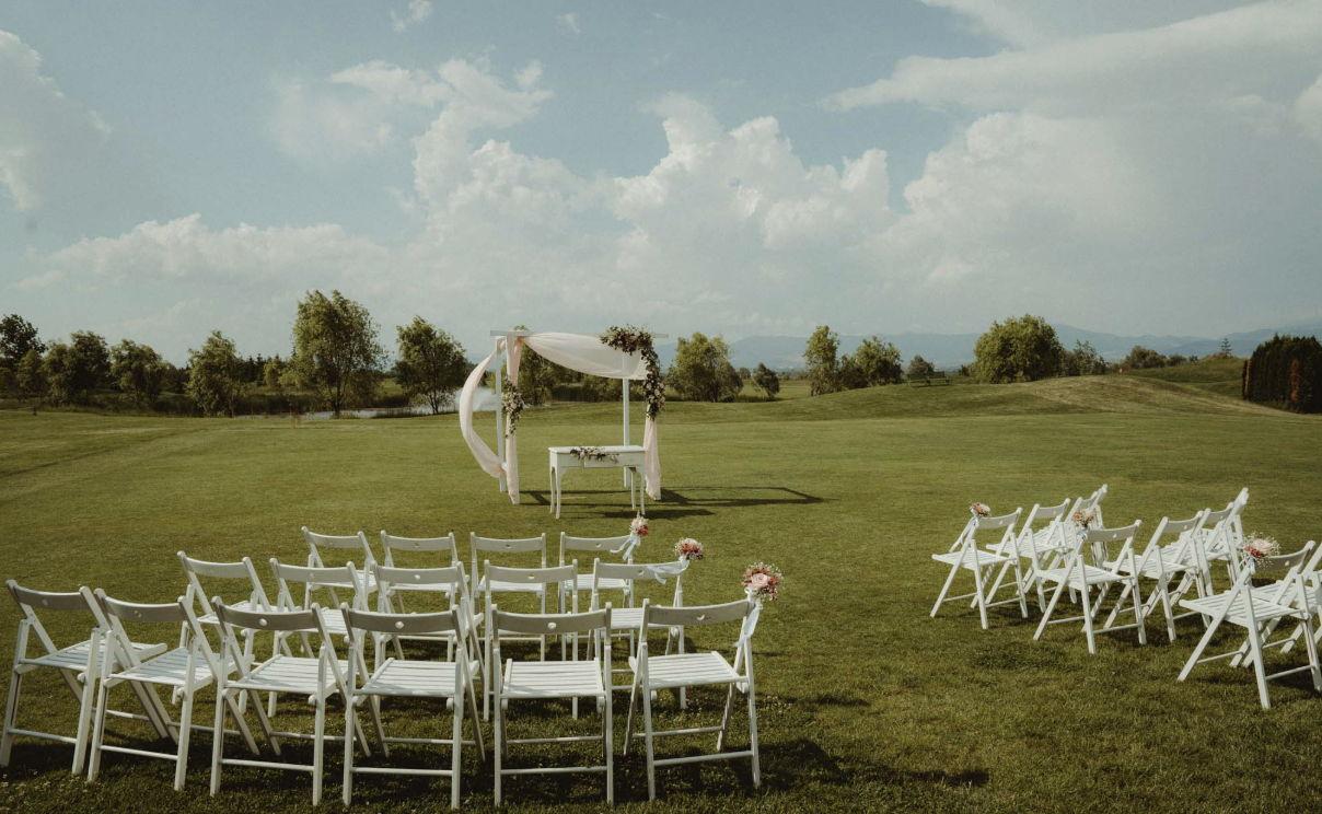 The Wedding Website of Лора Иванова and Веселин Михайлов