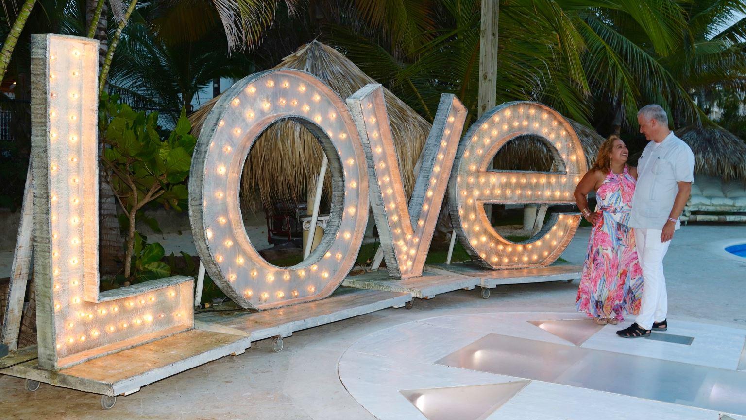 The Wedding Website of Claritza Abreu and Ragan McNeely