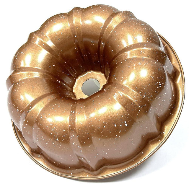 Classic Bakeware 9.5 Inch Non-stick Fluted Cake Pan,Heavy Duty Carbon Steel Tube Baking Mold Gold