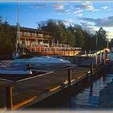Lakeside Lodge