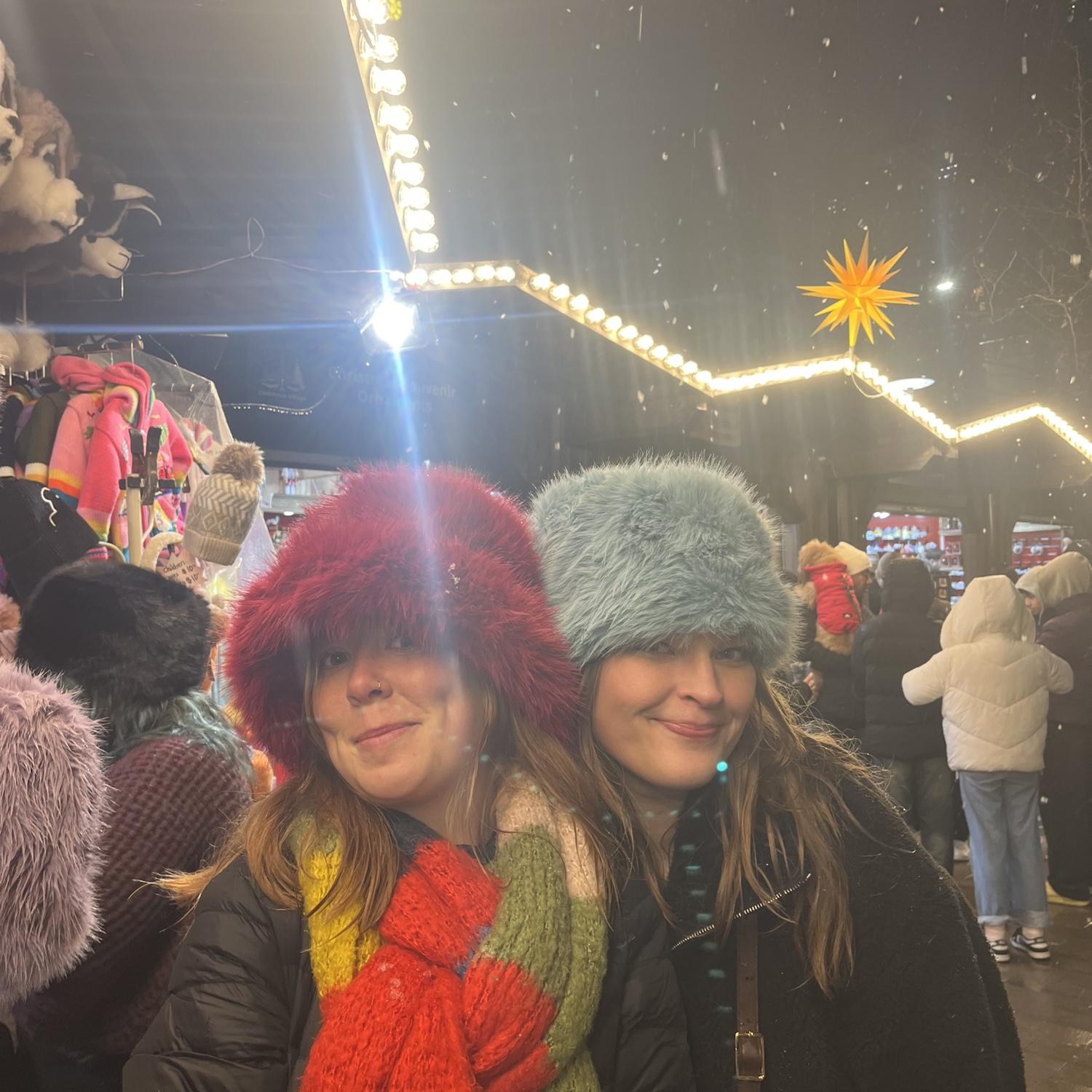 2024 - CMay, T, and the Jo(h)ns take on a weekend Philly trip + a visit to the X-mas mart! Not pictured: "the Jo(h)ns"