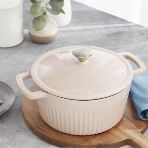 Mingle & Co. 5-qt. Fluted Enameled Cast Iron Dutch Oven