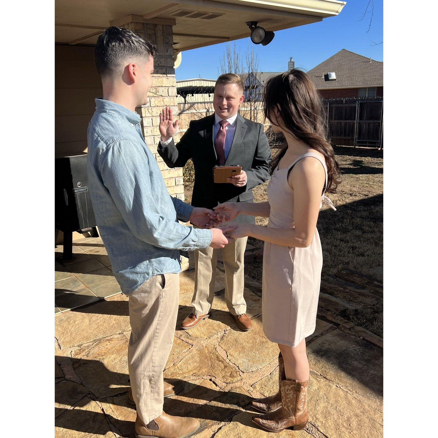After an impromptu wedding in Oklahoma, the couple packed their bags and moved across the pond!