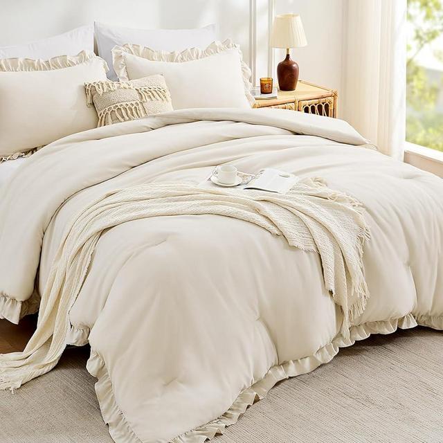 FUANNA Queen Comforter Set Beige 3 Pieces, Ruffle Shabby Chic Queen Bed Set, Fluffy Lightweight Soft Bed in a Bag Queen for All Seasons, Farmhouse Bedding Comforter Sets(1 Comforter & 2 Pillowshams)