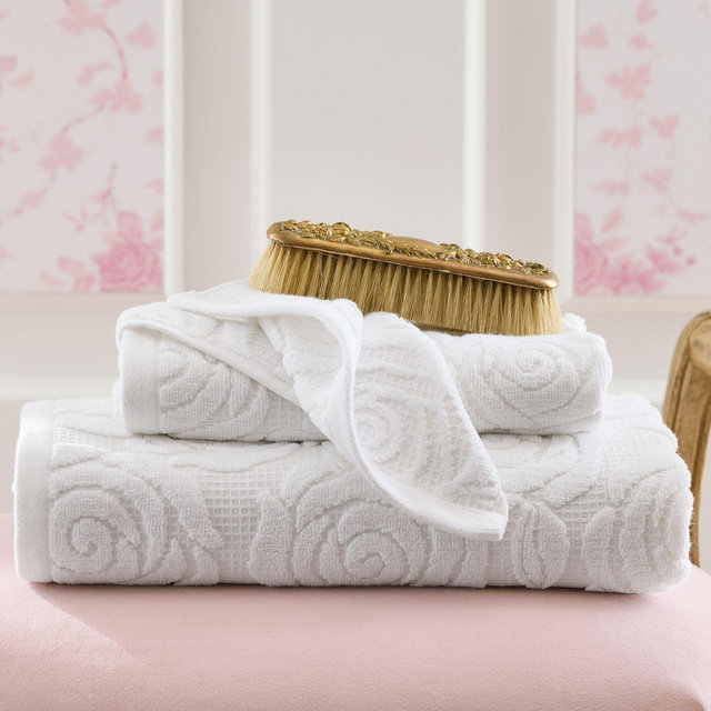 LoveShackFancy Rosette Bath Towel