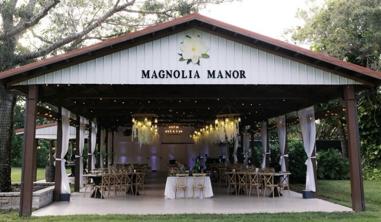 The Wedding Website of Alexis Wright and Jett Collins