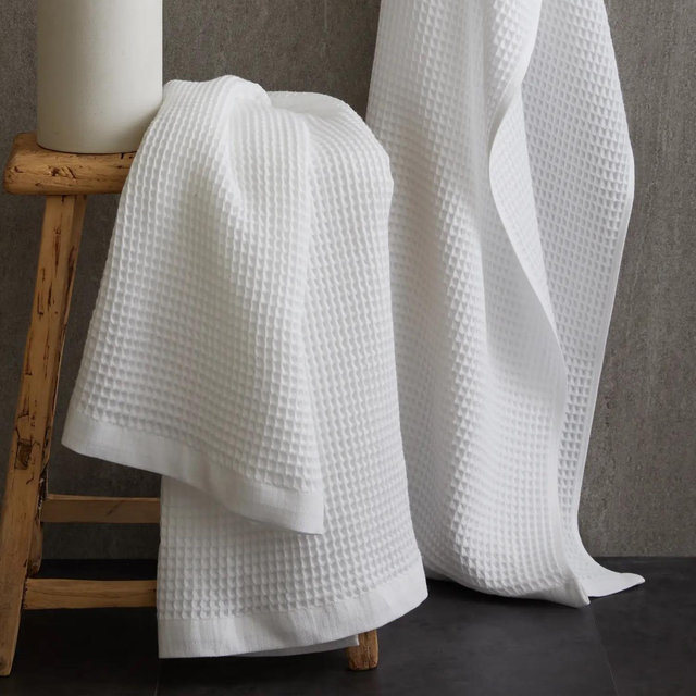 Quince - WHITE Organic Waffle Bath Towels (Set of 2)
