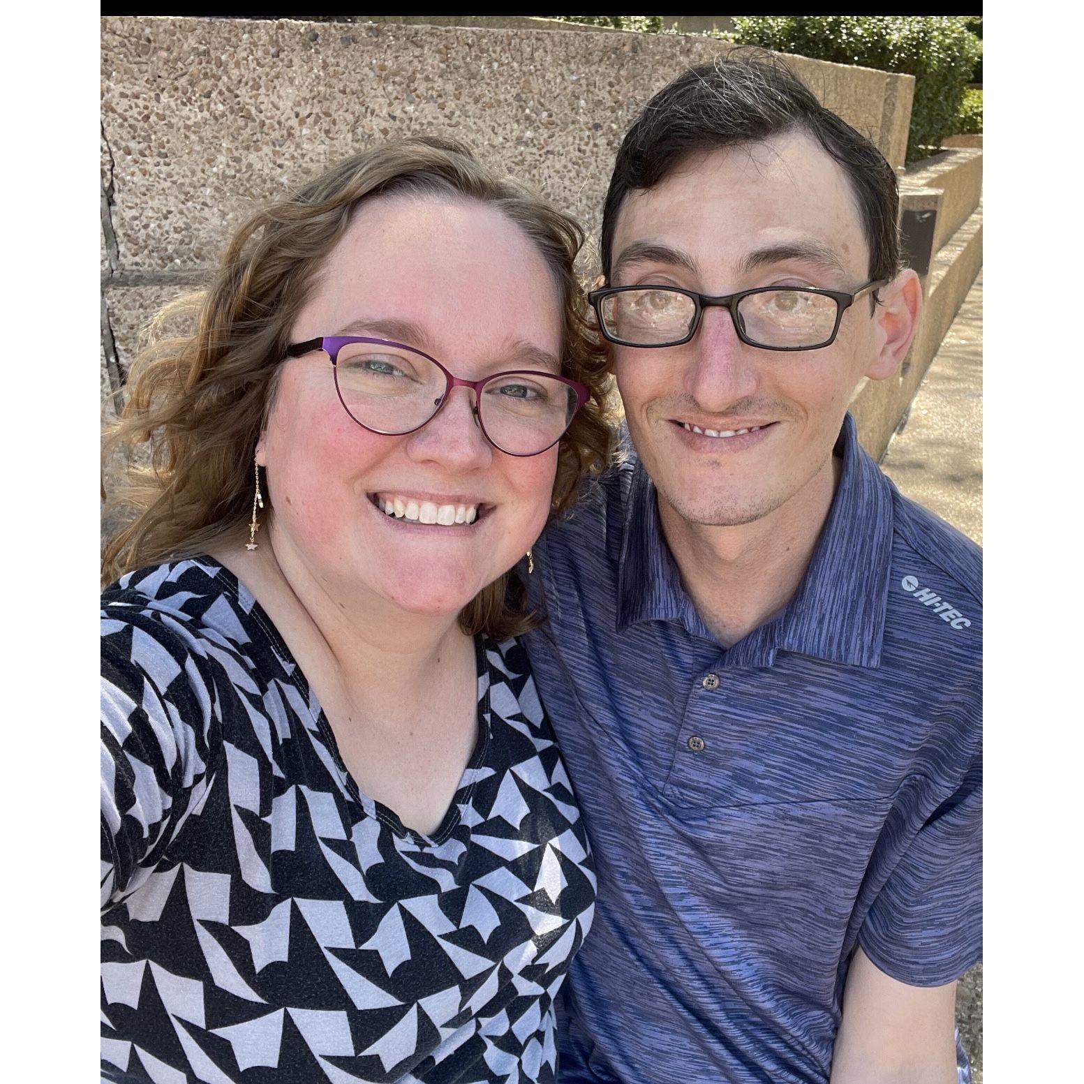 We like our glasses together