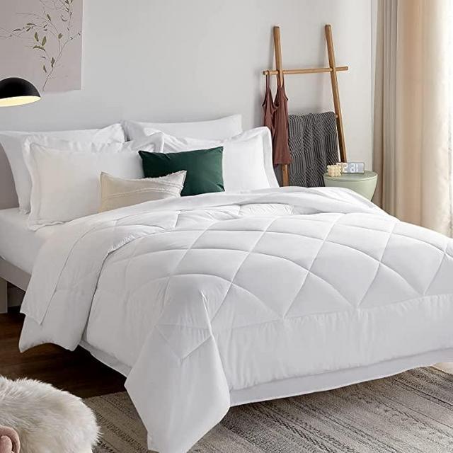 CozyLux Full/Queen Bed in a Bag 7-Pieces Comforter Set with Sheets White All Season Bedding Sets with Comforter, Pillow Shams, Flat Sheet, Fitted Sheet and Pillowcases