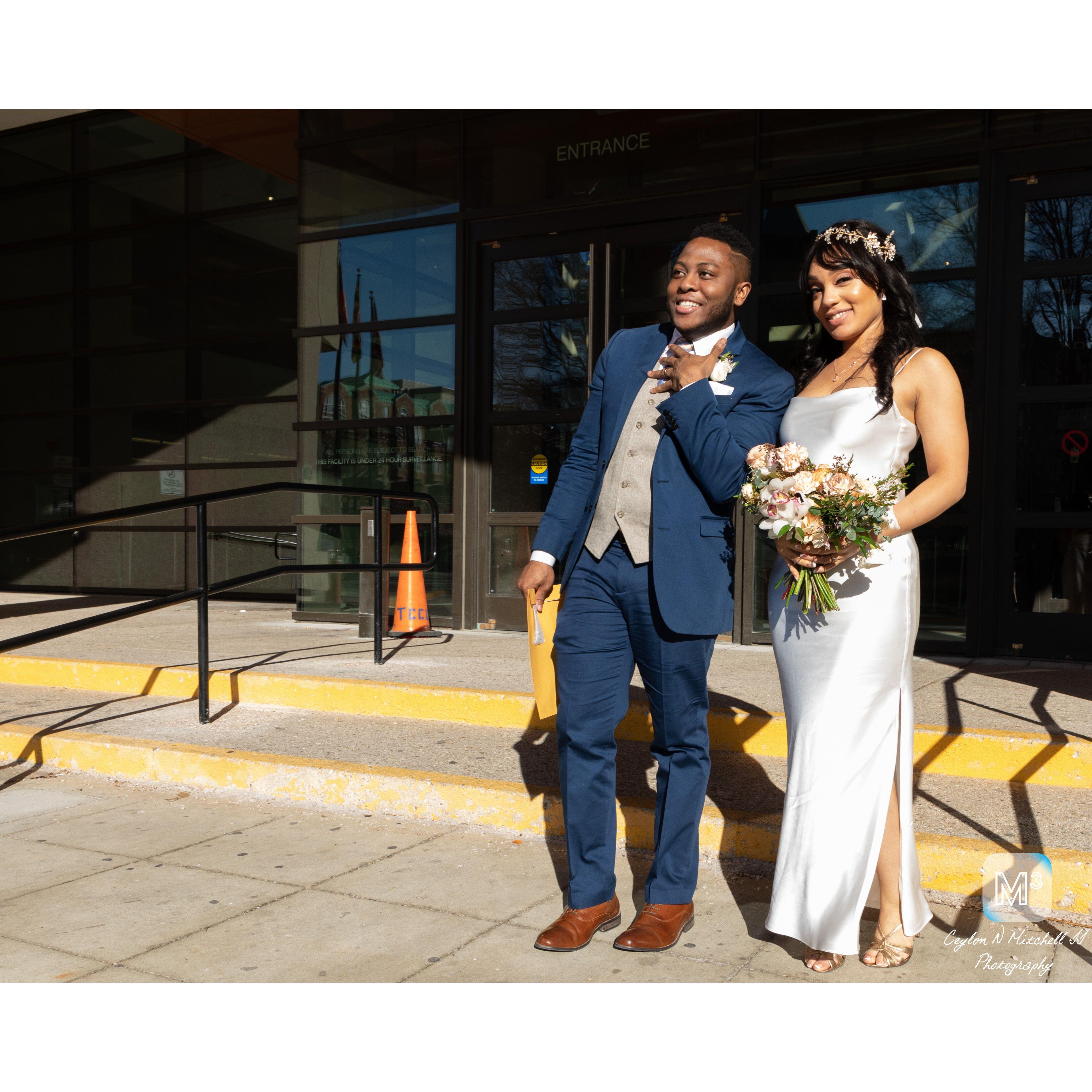 Fresh out the courthouse and newly hitched!