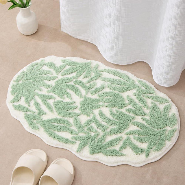 ORTIGIA Cute Bath Mat Bathroom Mats Green Leaf Bathroom Rugs Non Slip Soft Microfiber Absorbent Washable Rug Small Bath Rug for Bathroom Laundry Sink Decor 20x32 inch
