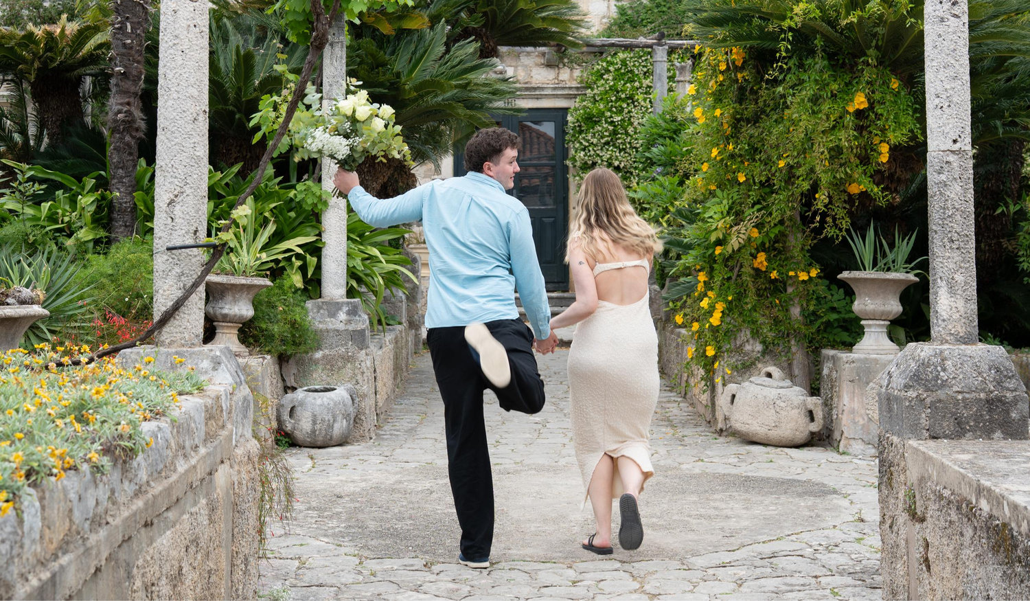The Wedding Website of Sarah D’Alton and Connor Kennedy