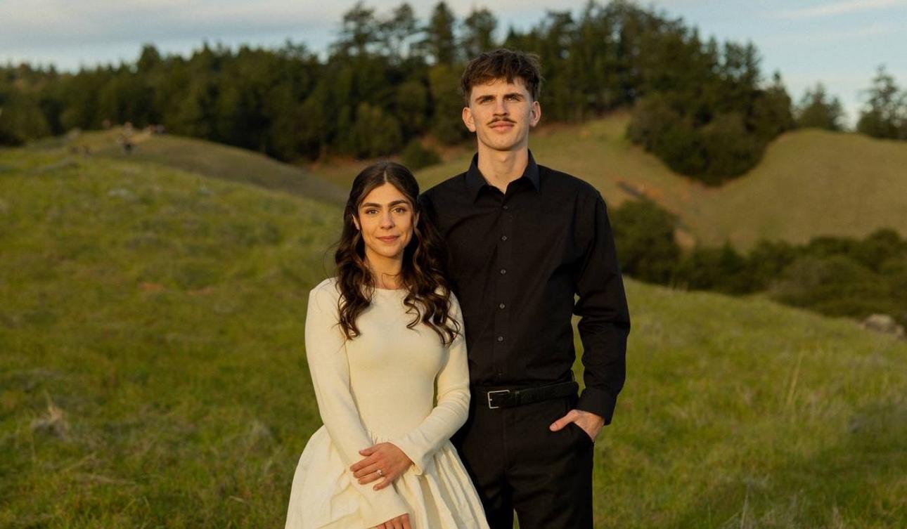 The Wedding Website of Angelica Slivinskiy and Peter Gayduchik