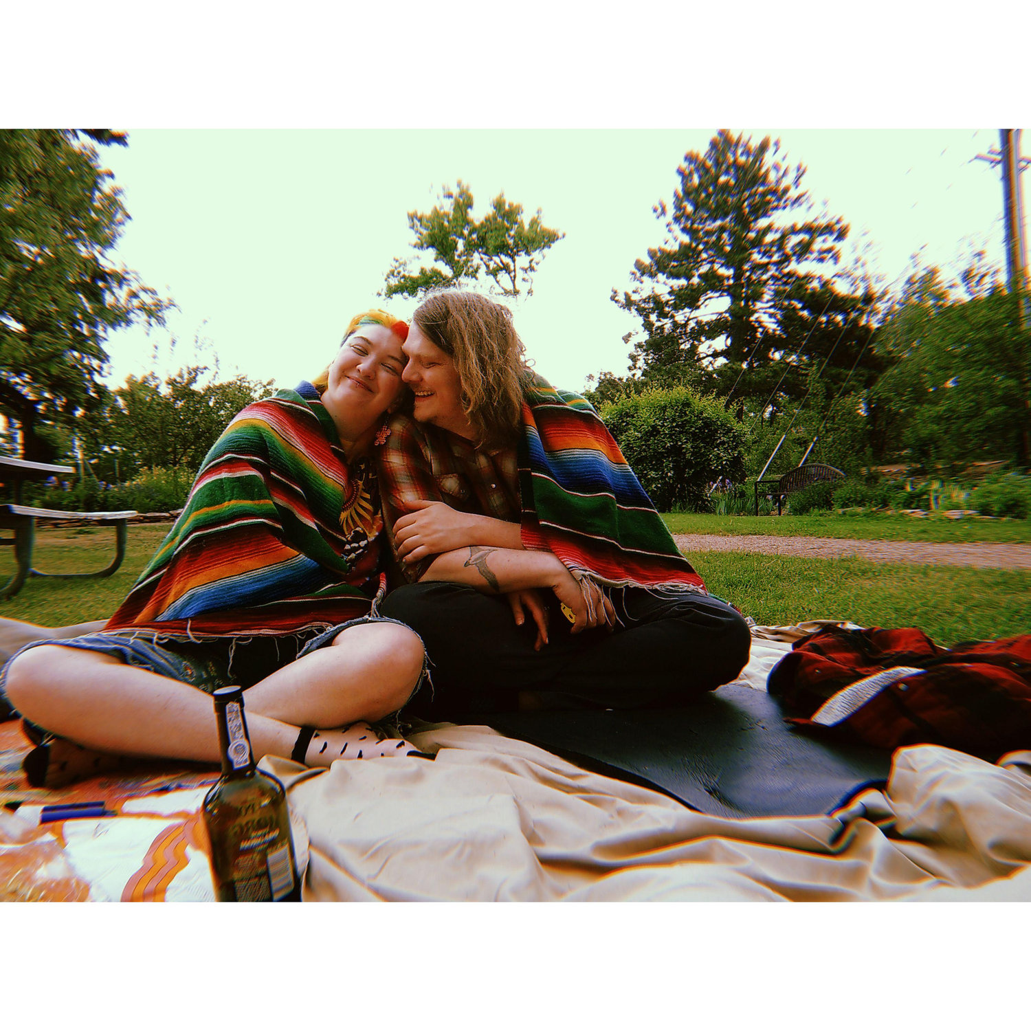 we <3 picnics :)