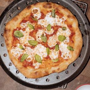 Seasoned Carbon Steel Pizza Pan