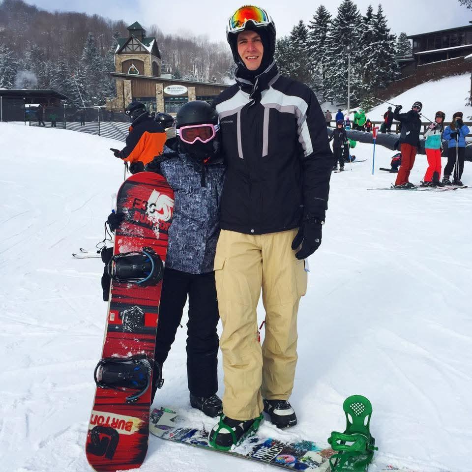 2017- Ryan convinces Jenna to snowboard for the first time (she skis now).