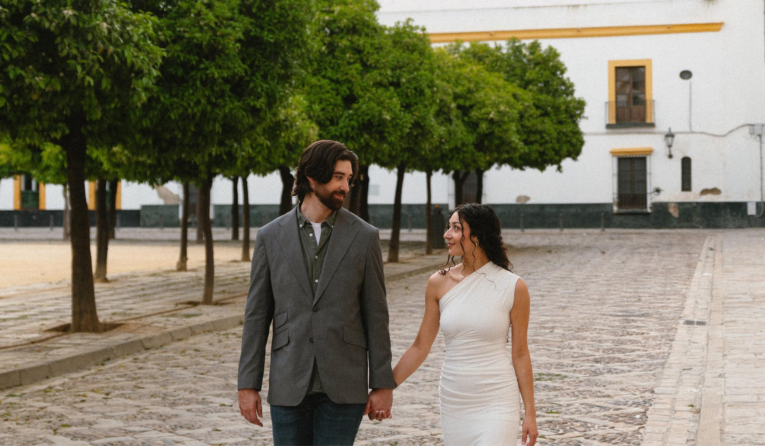 The Wedding Website of Chloe N. Del Donno and R. Andrew Bloemendaal