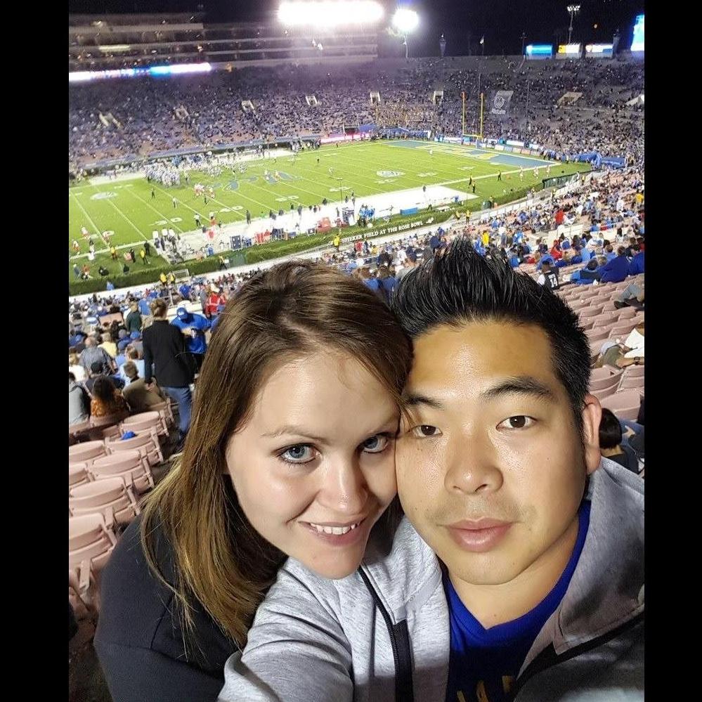UCLA football game, Pasadena Rose Bowl