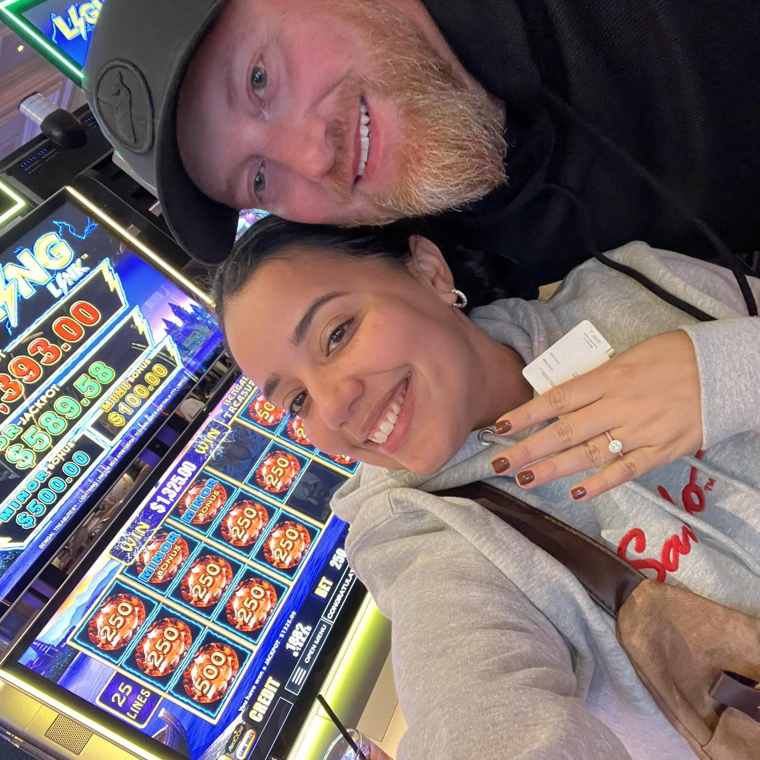 20 minutes after he proposed! Hit a jackpot!