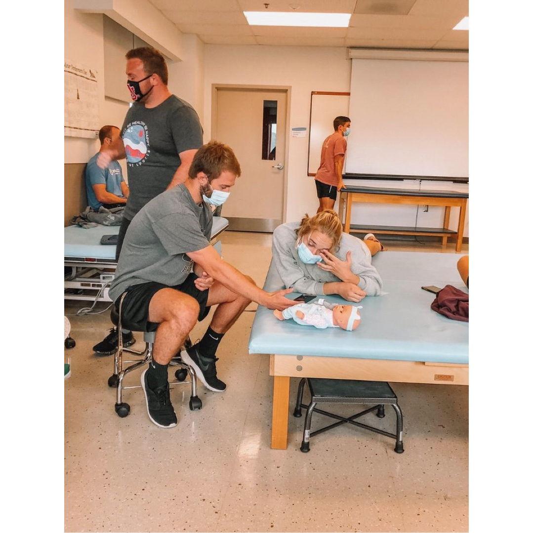 A glimpse into life as a couple in PT school