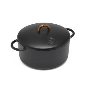 Dutch Baby Dutch Oven // Pepper