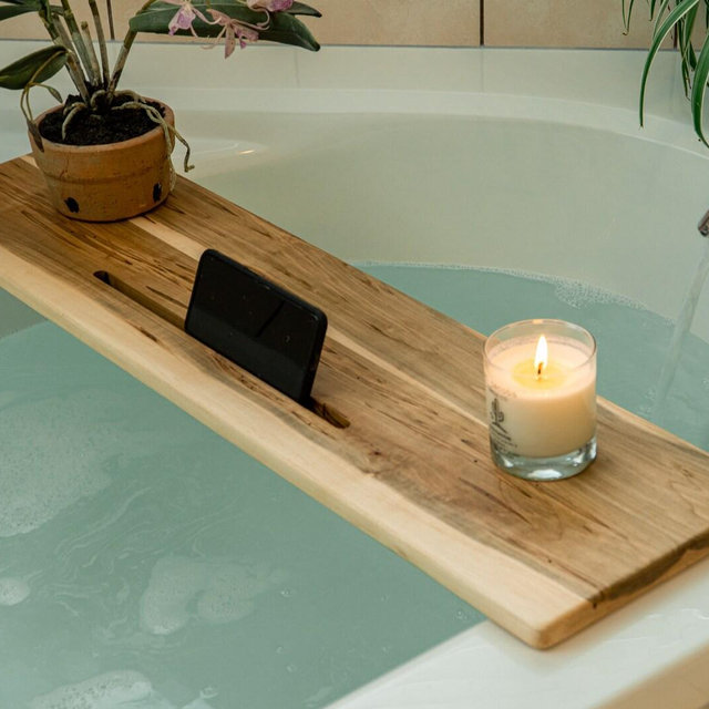Minimalist Ambrosia Maple bath caddy