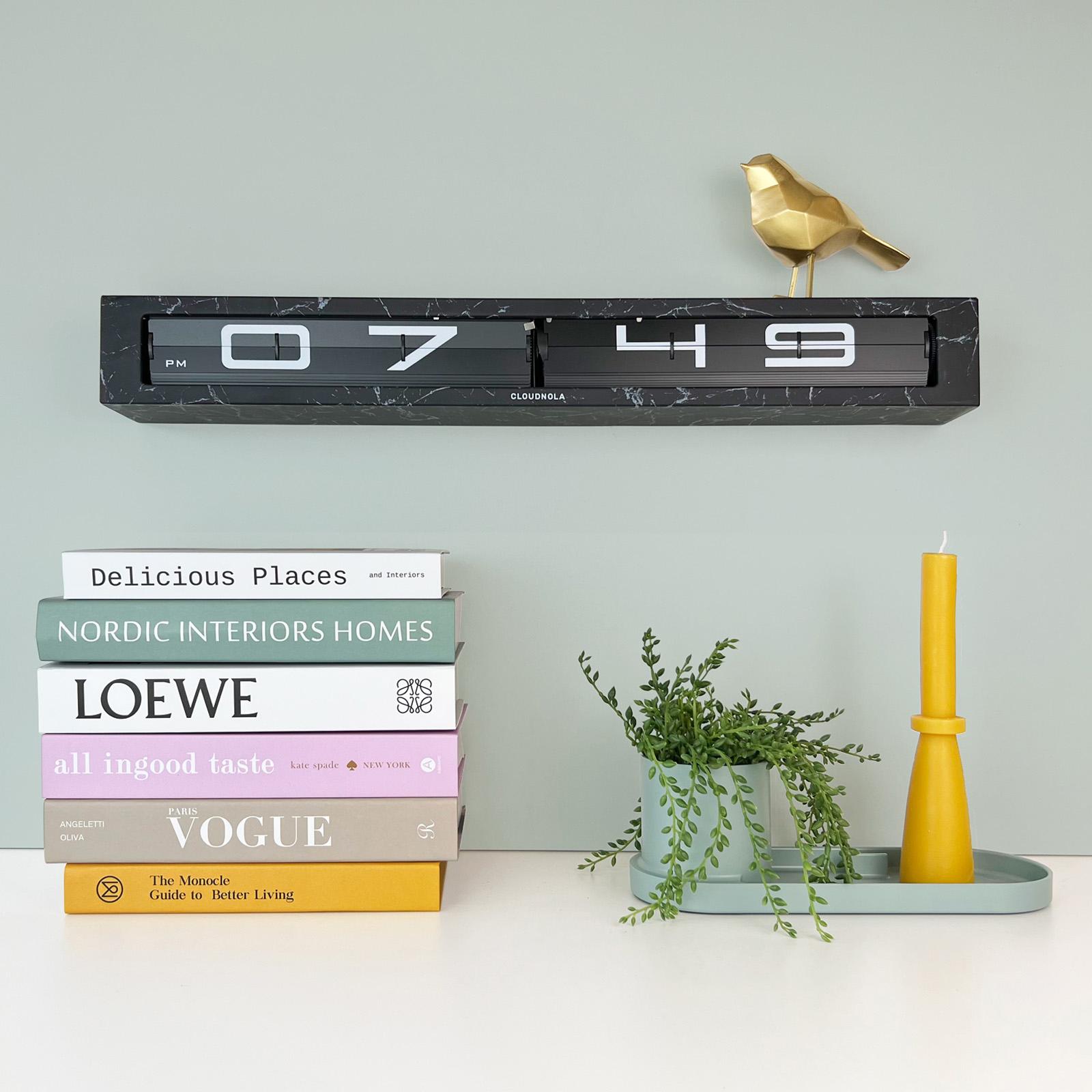Cloudnola, Timeline Clock | Zola