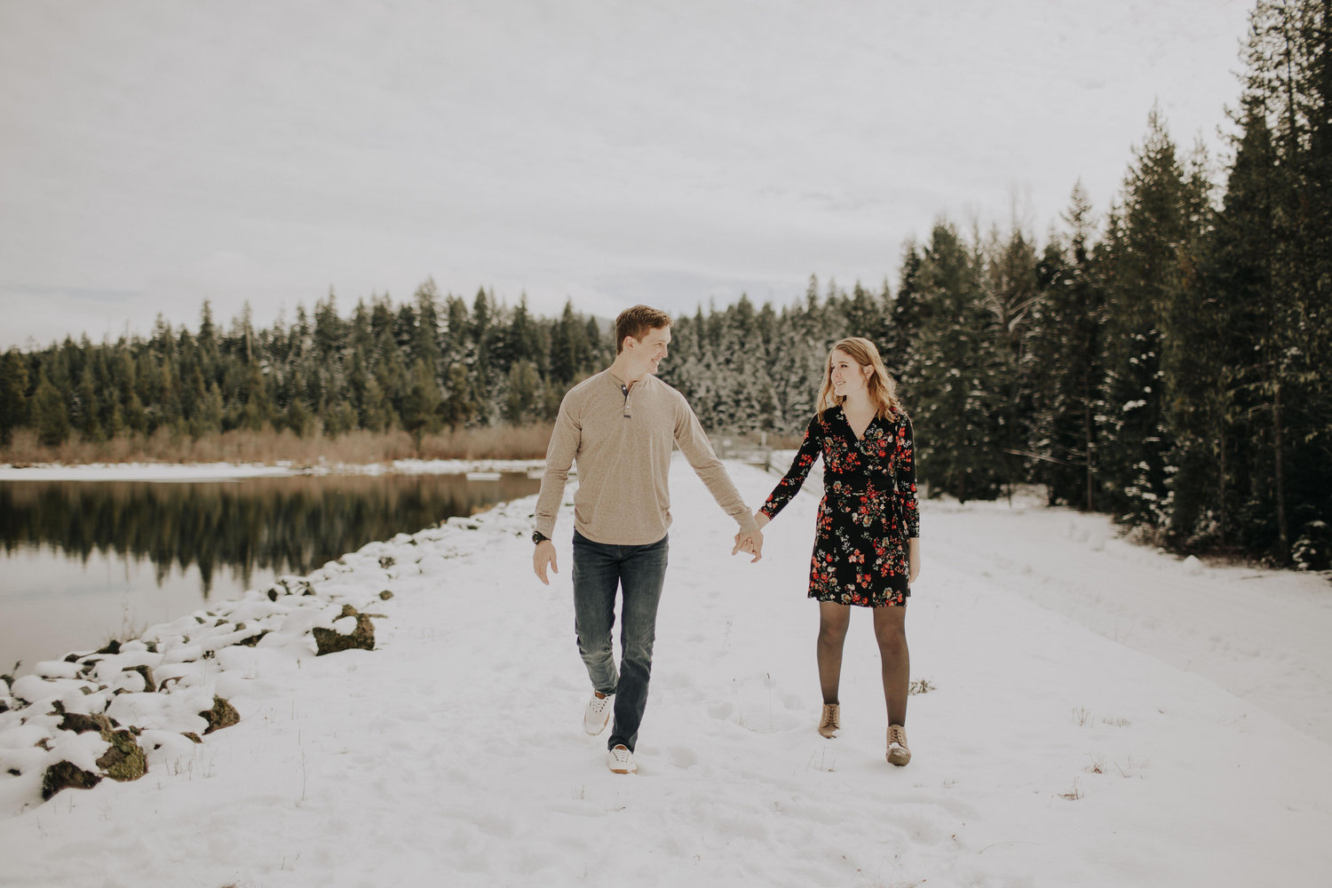 The Wedding Website of Elizabeth Hull and Camron Wright