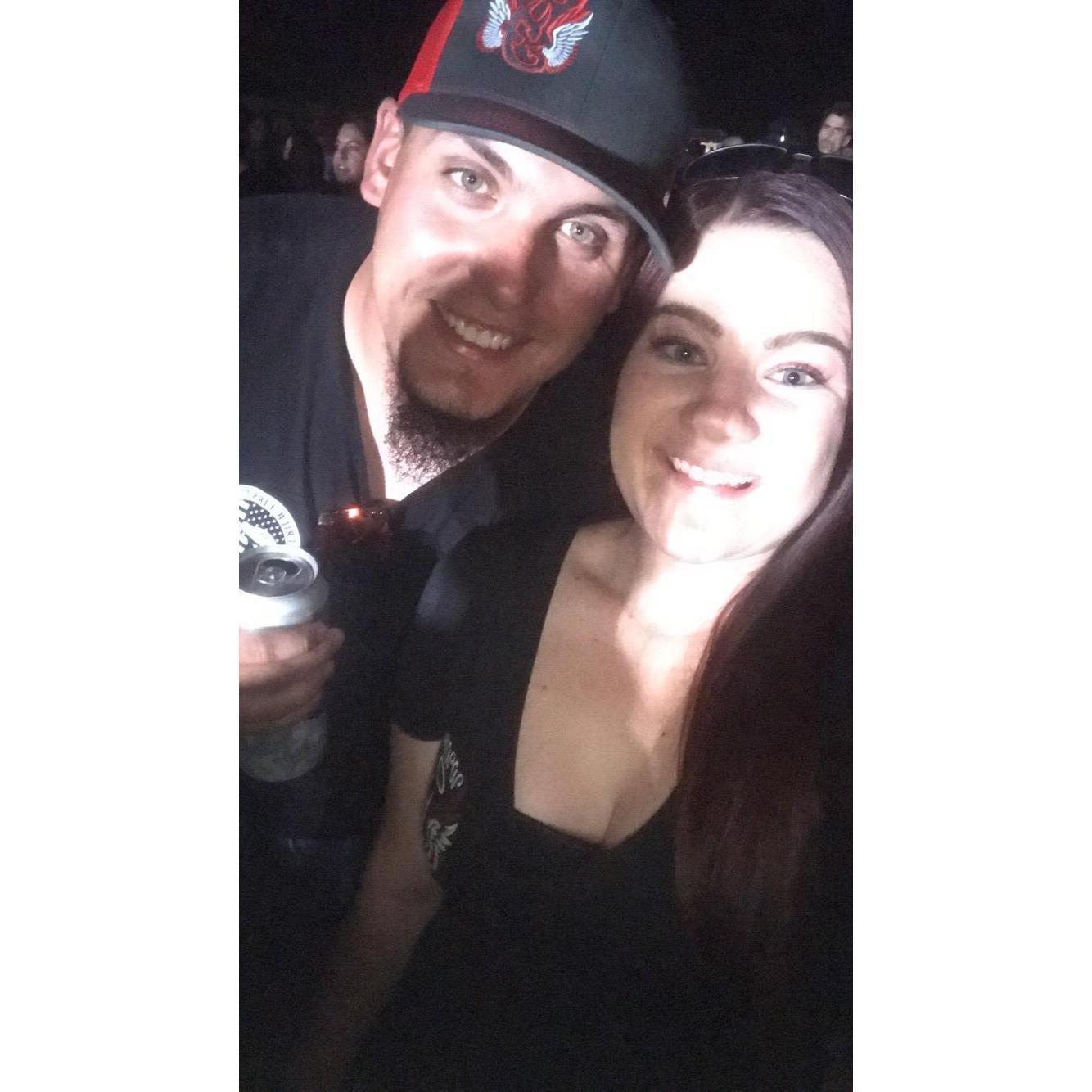 We love going to concerts <3
09/15/2019