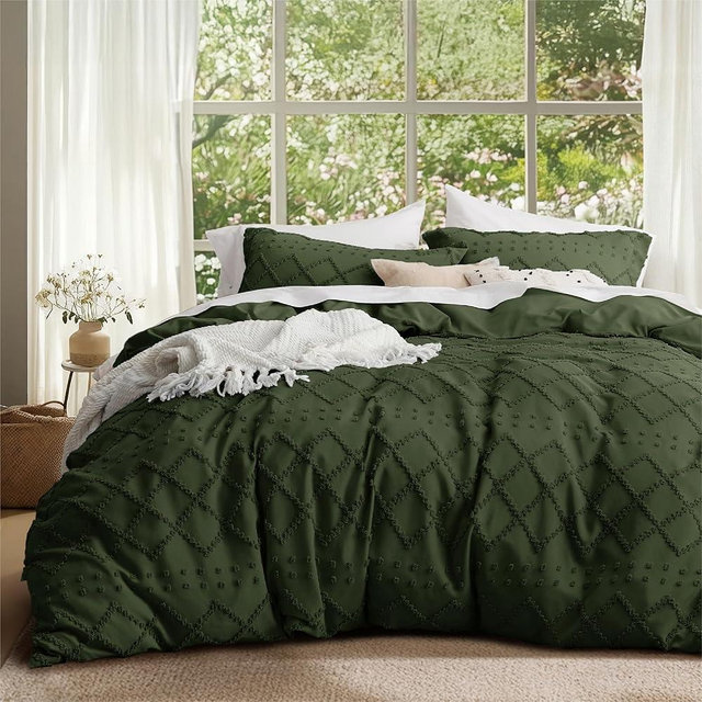 Bedsure Boho Duvet Cover King Size - Boho Bedding, Tufted King Duvet Cover for All Seasons, 3 Pieces Embroidery Shabby Chic Home Bedding,Comforter Not Included (Dark Geen, 104" x 90")