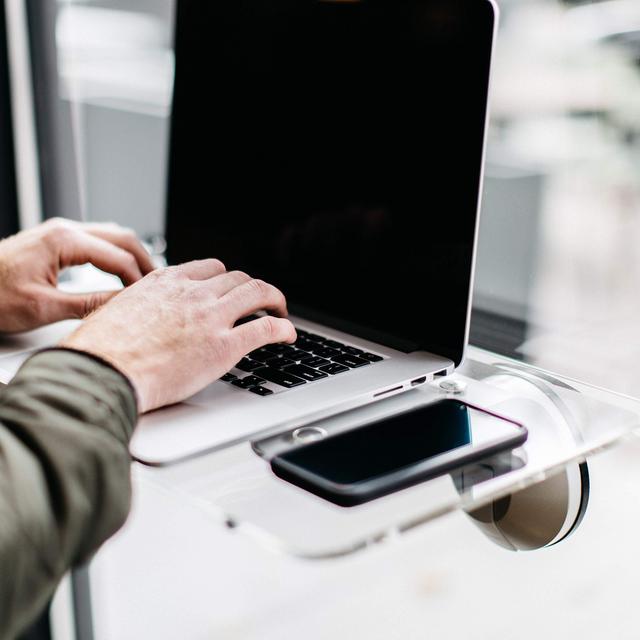DeskView - Portable Standing Desk, Height Adjustable, Window-Mounted Standing Desk/Laptop Desk/Laptop Stand / 10 Second Tool-Free Install - Polished Clear Acrylic