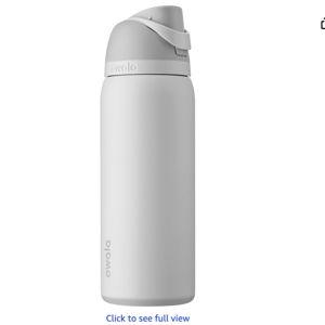 White Owala FreeSip Insulated Stainless Steel Water Bottle with Straw, BPA-Free Sports Water Bottle, Great for Travel, 32 Oz, Shy Marshmallow