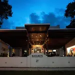 ﻿B﻿a﻿v﻿a﻿r﻿o﻿'﻿s﻿ ﻿P﻿i﻿z﻿z﻿a﻿ ﻿N﻿a﻿p﻿o﻿l﻿e﻿t﻿a﻿n﻿a﻿ ﻿&﻿ ﻿P﻿a﻿s﻿t﻿a﻿r﻿i﻿a