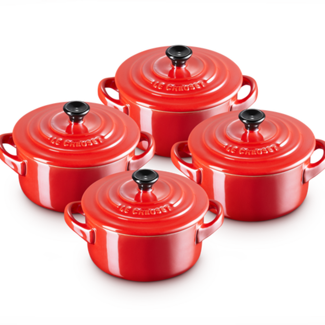 Le Creuset, Set of 4 mini-cocottes in céramique, cherry
