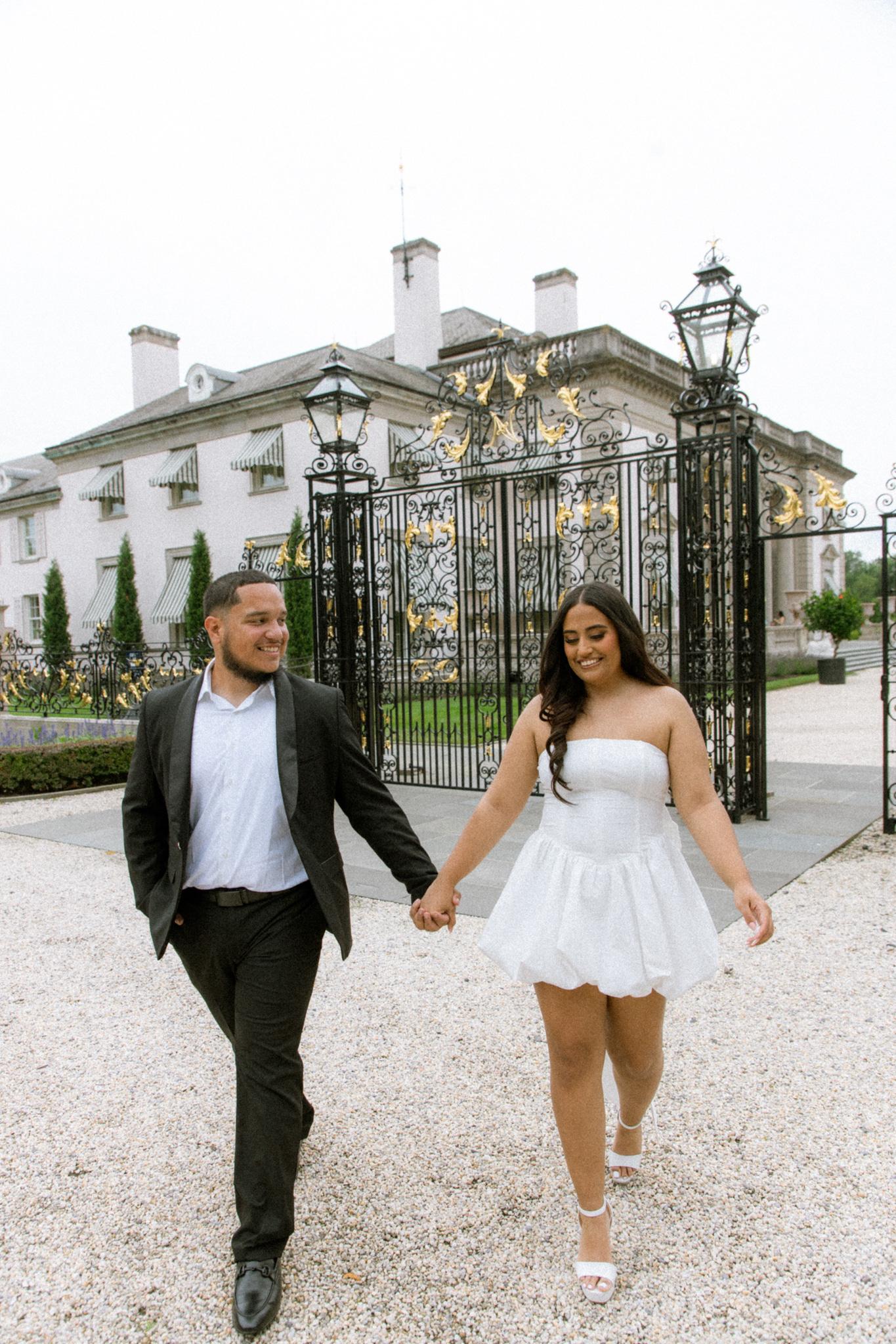 The Wedding Website of Delia Perez and Christian Dominguez