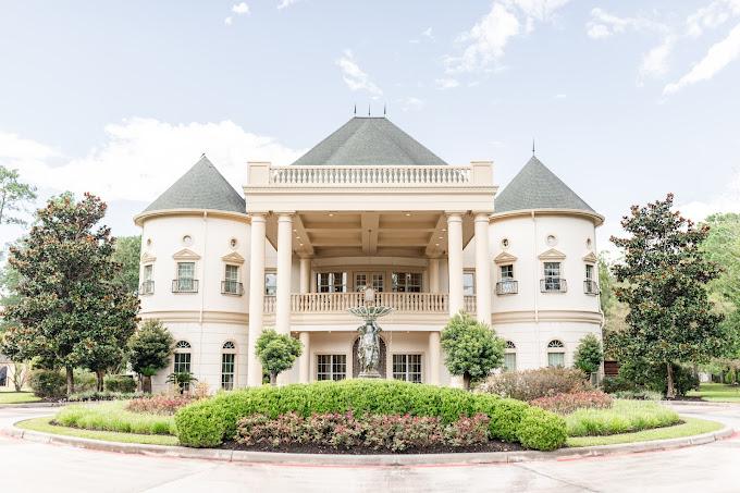 The Wedding Website of Marialena Garza and Mark Vazquez