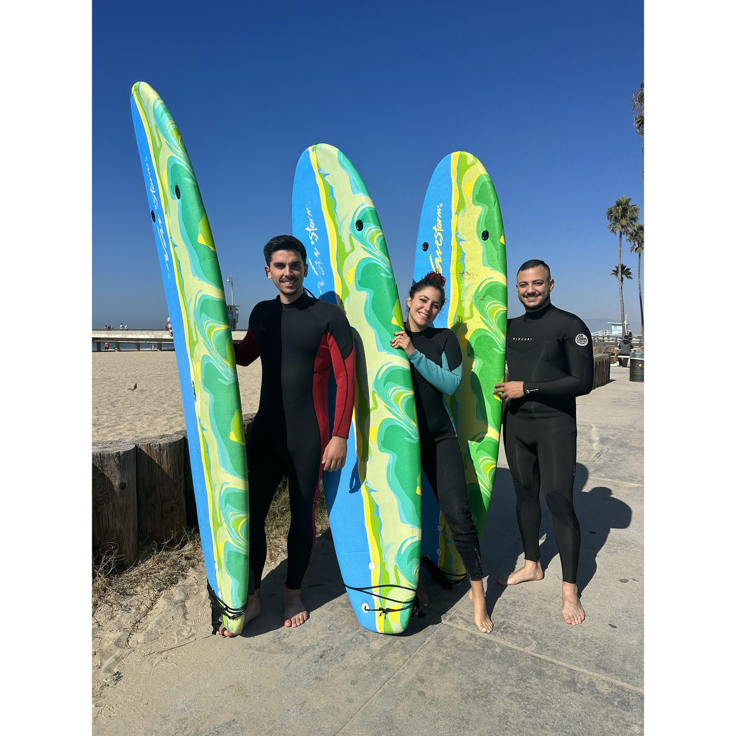 Surfin' in California