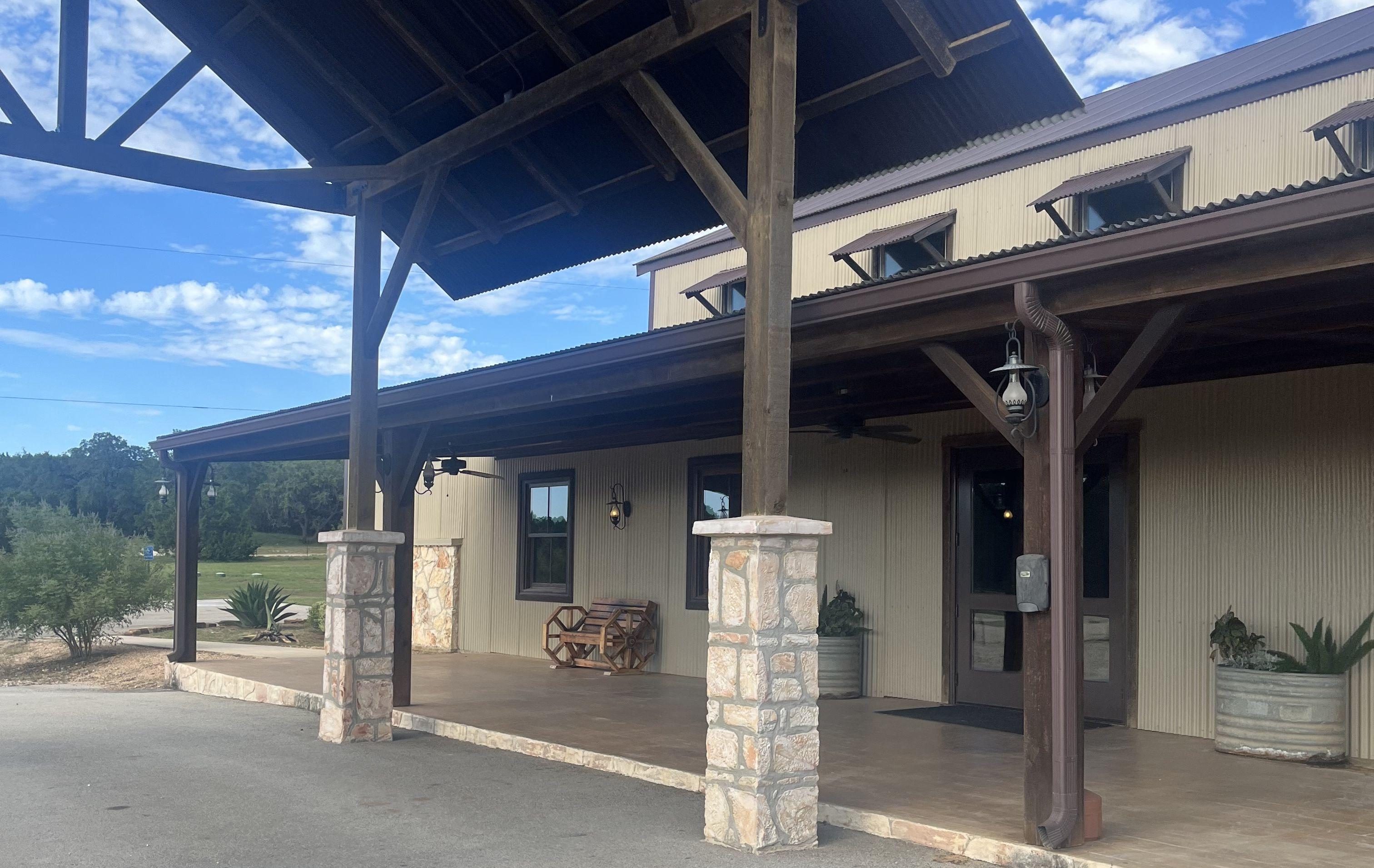 The Wedding Website of Alondra Turrubiate and Joshua Osterhout