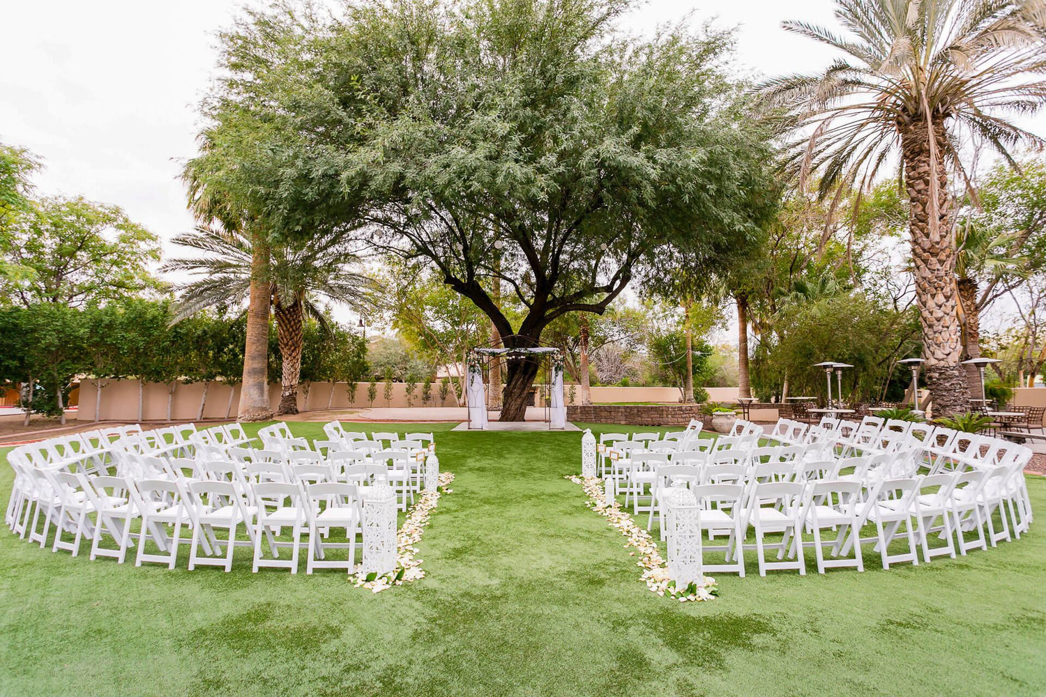 The Wedding Website of Joseph Maxwell and Lindsey Butler
