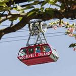 Roosevelt Island Tramway - Island station