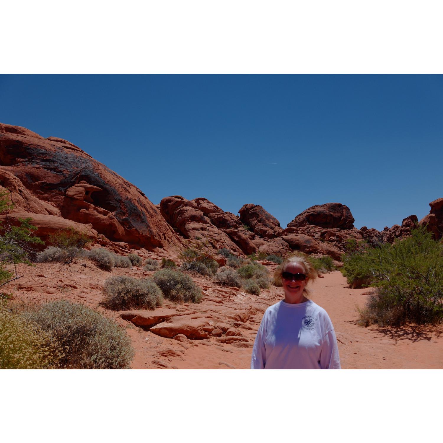 Monica hiking in the Valley of Fire in the summer of 2020.