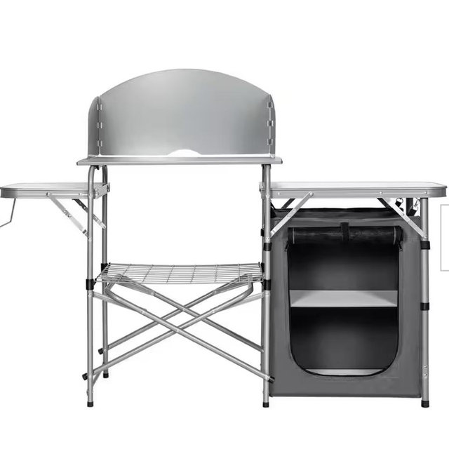 Portable foldable camping table
