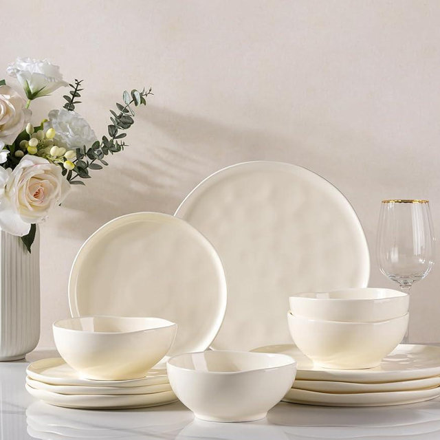GBHOME Ceramic Dinnerware Sets for 4, 12 Pieces Porcelain Lightweight Plates and Bowls Sets, Scratch Resistant Dish Set, Oven & Microwave & Dishwasher Safe, Beige