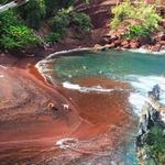 Kaihalulu Red Sand Beach