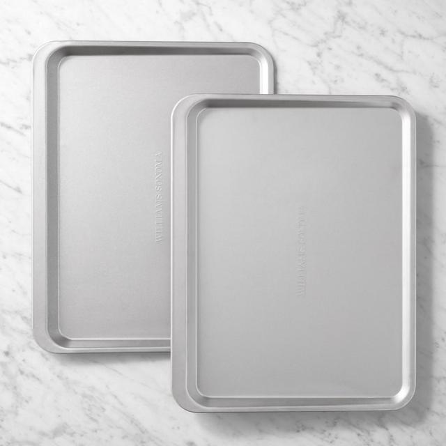 Williams Sonoma Traditionaltouch™ Non Corrugated Cookie Sheet Pan, Set of 2