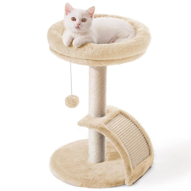 Goozii Cat Scratching Post Tower for Indoor Cats, Small Cat Tree Tower with Bed and Hanging Ball Toys, Short Modern Carpet Kitten Scratcher Stand with Large Round Perch and Scratch Ramp (Beige)