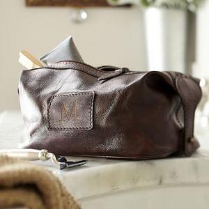 Saddle Leather Toiletry Case - Chocolate